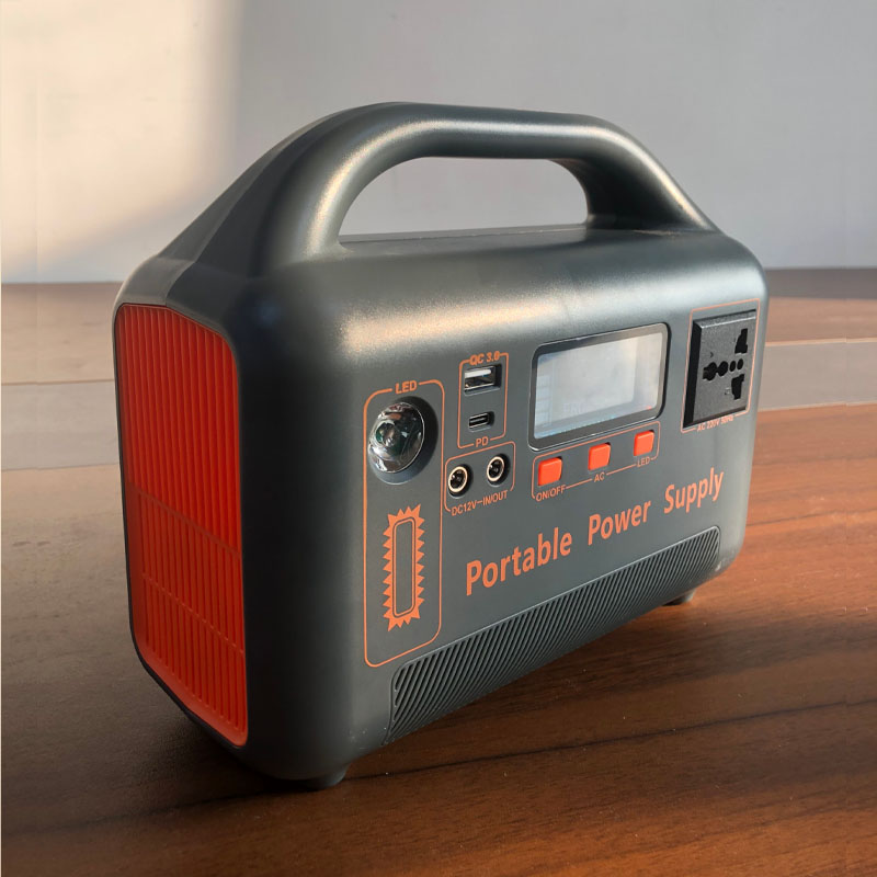 Przenośna stacja zasilania awa – Solar Emergency Charger recenzja i cena